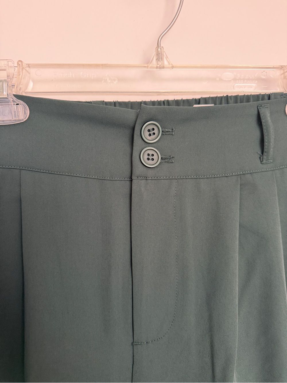 HALARA Wide-Leg High-Waist Pants in Dark Green - Picture 2 of 4